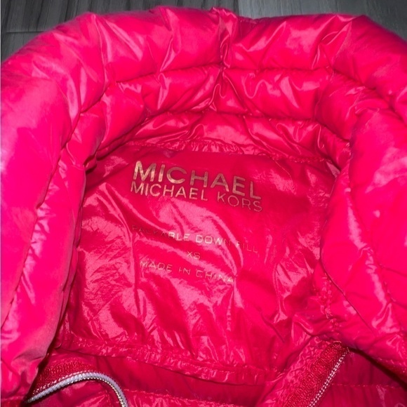 Michael Kors Red Puffer Down Jacket - Picture 6 of 7